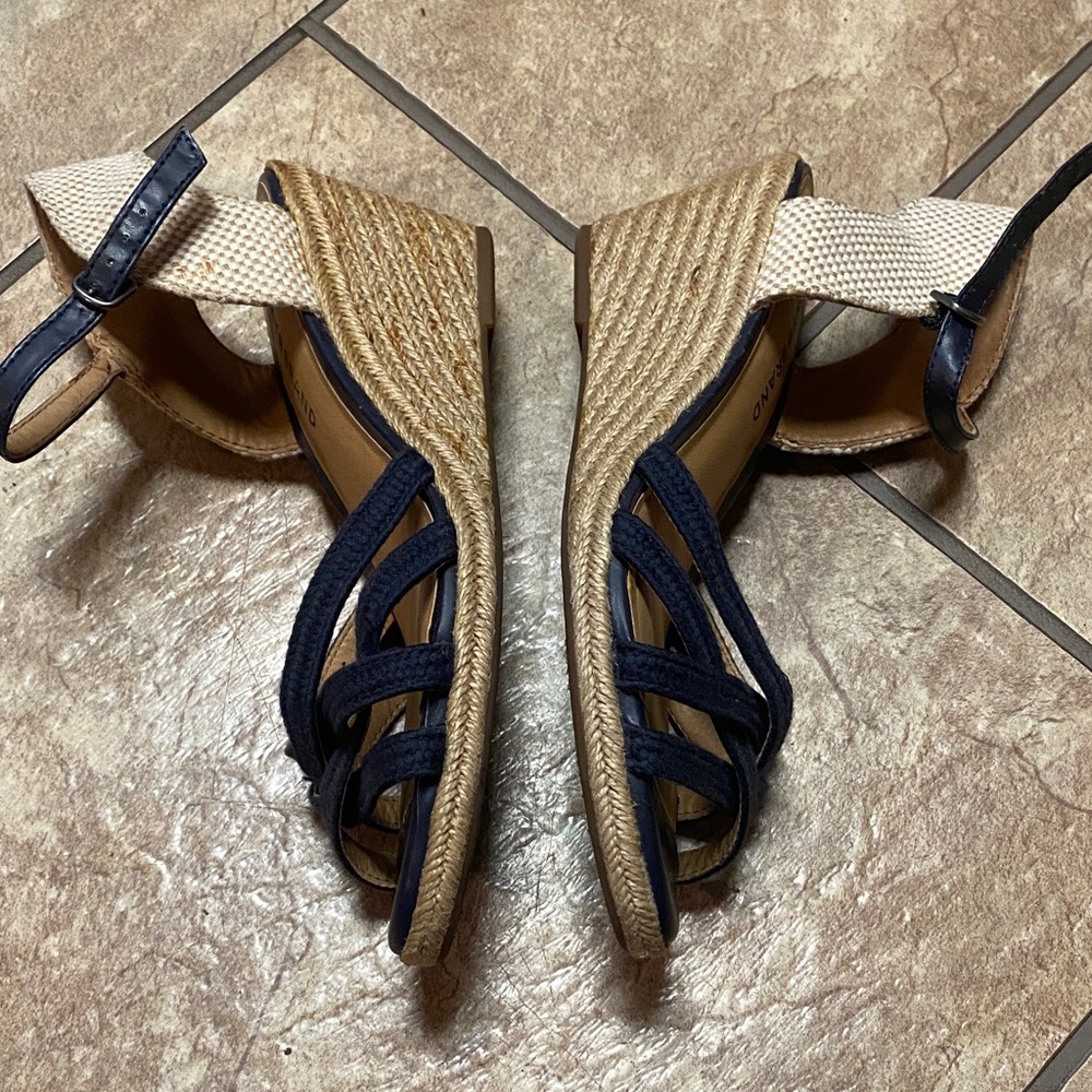 Lucky Brand Navy Espadrille 8N Sandals - Picture 6 of 10